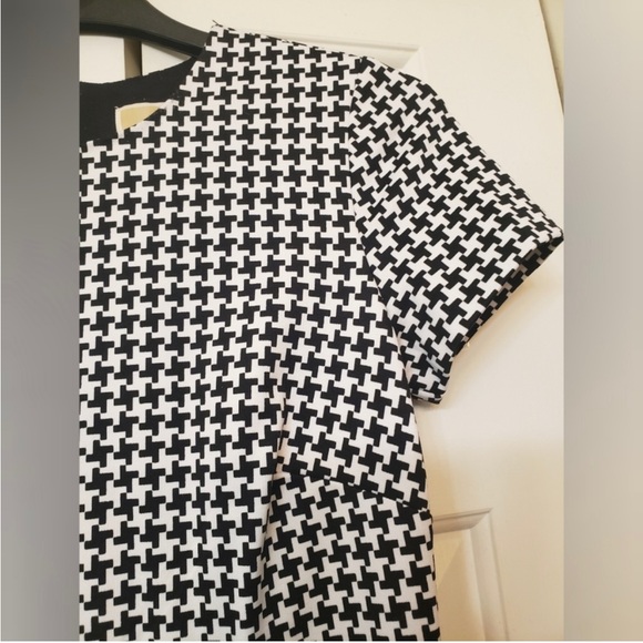 Michael Michael Kors Houndstooth Dress Size Medium - Picture 8 of 11